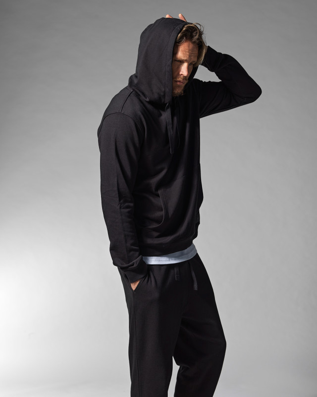 Bambus sweatsæt med hoodie i sort -Resteröds